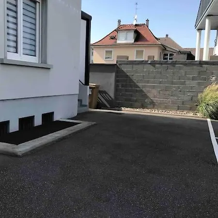 Des 3 Pays. 2 Mn De Bale+ Free Parking *