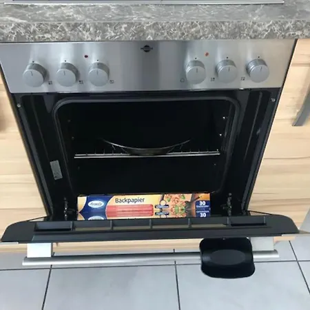 Des 3 Pays. 2 Mn De Bale+ Free Parking * Saint-Louis (Haut-Rhin)