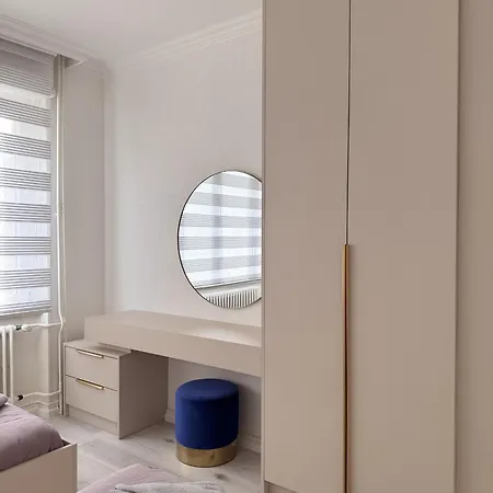 Des 3 Pays. 2 Mn De Bale+ Free Parking Apartment