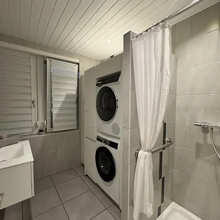 Appartement Des 3 Pays. 2 Mn De Bâle+ Free Parking