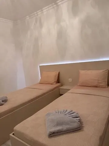 Des 3 Pays. 2 Mn De Bâle+ Free Parking * Saint-Louis (Haut-Rhin)